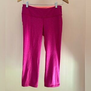 Active Cropped Yoga Leggings | Hot Pink |  Women’s Medium | Old Navy Activewear
